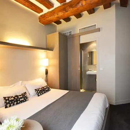 Des Princes Hotel 2*