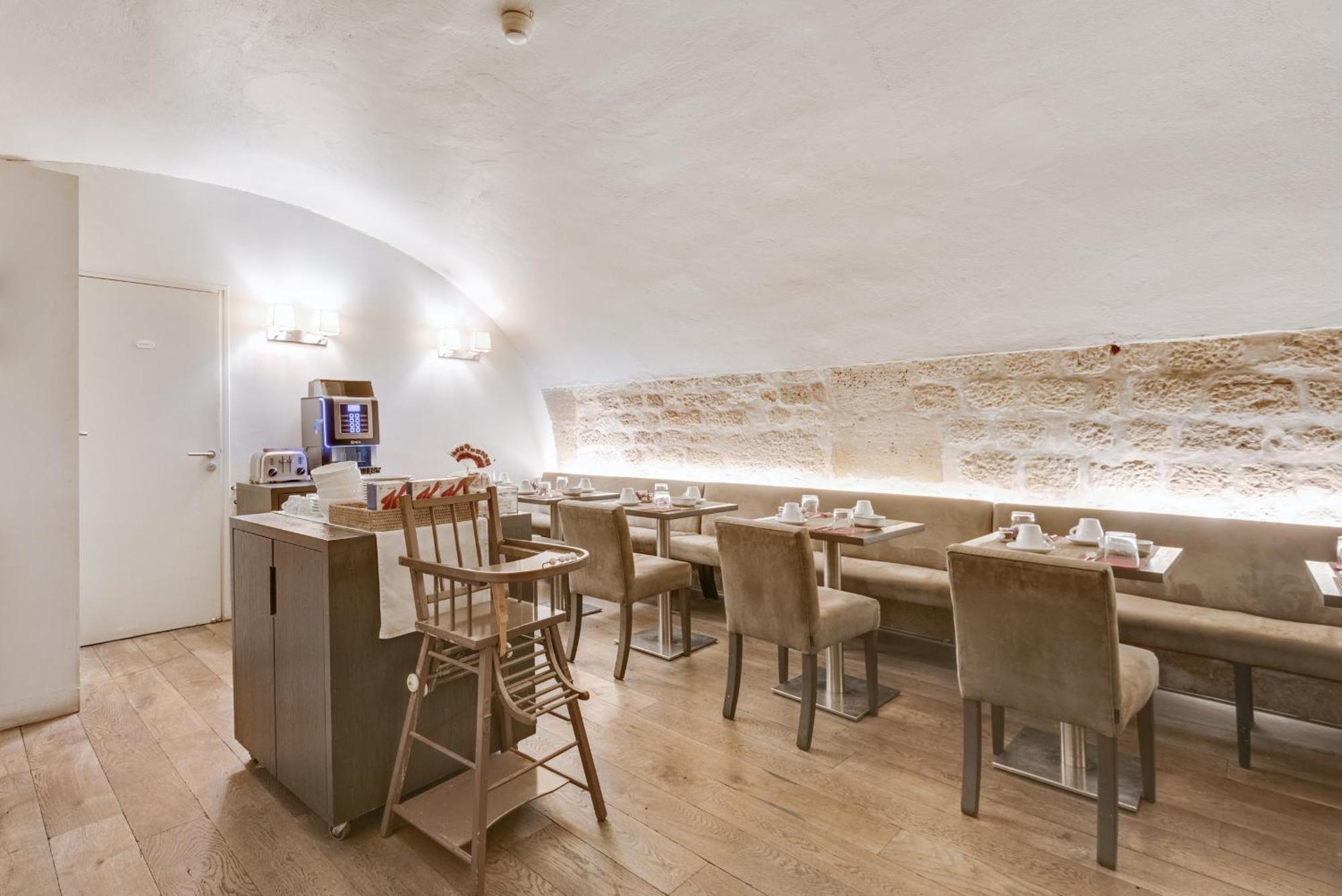 Des Princes Hotel 2*