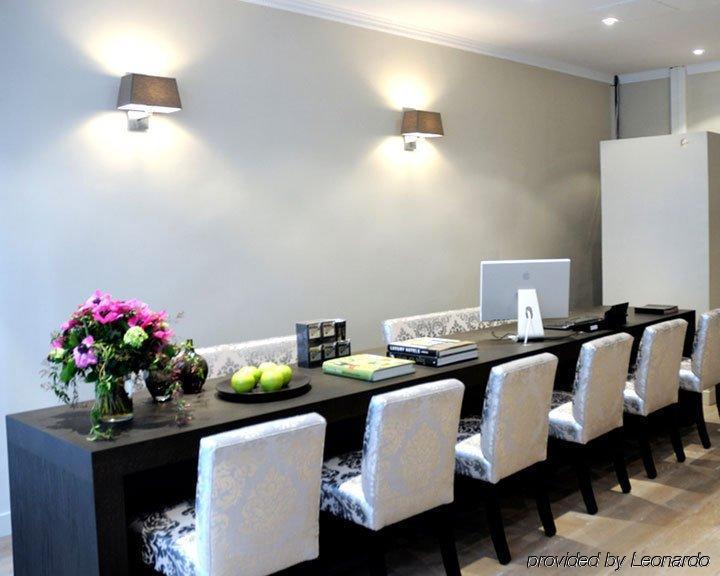 Des Princes Hotel 2*