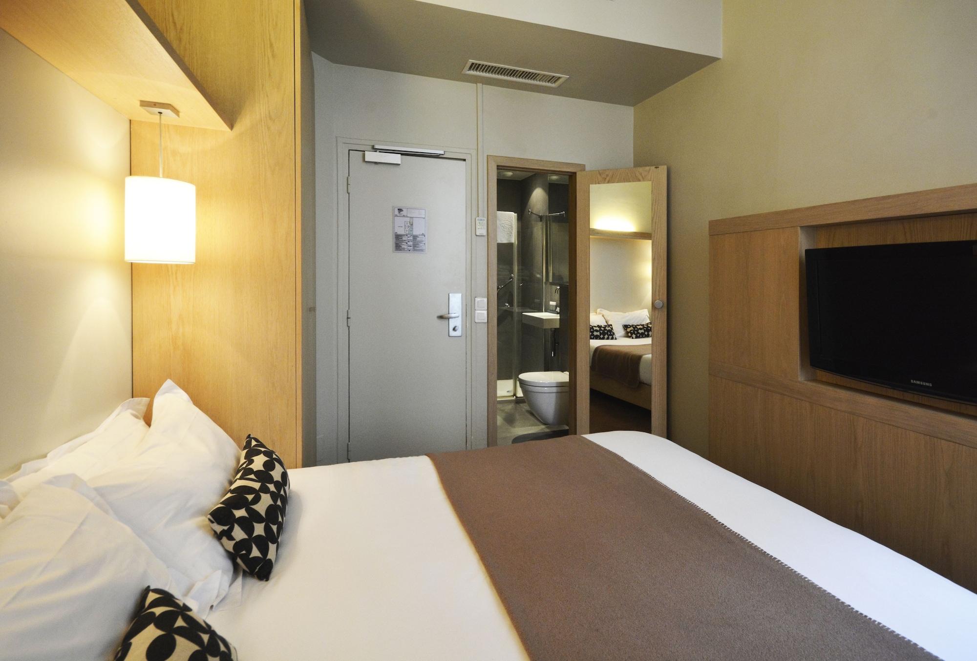 Hotel Des Princes 2*