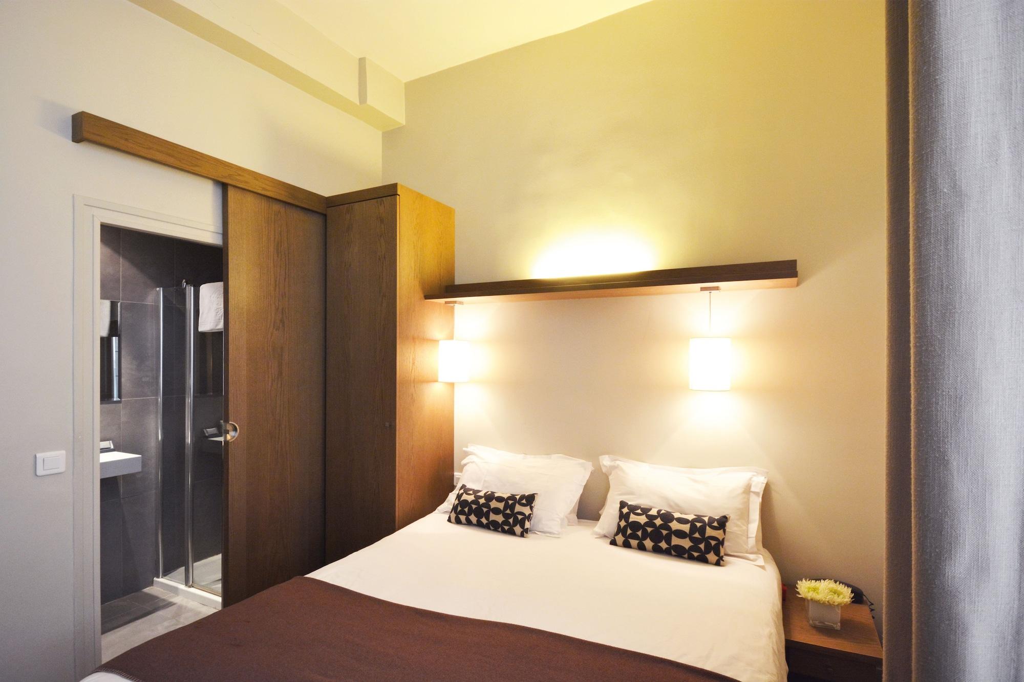 Hotel Des Princes 2*